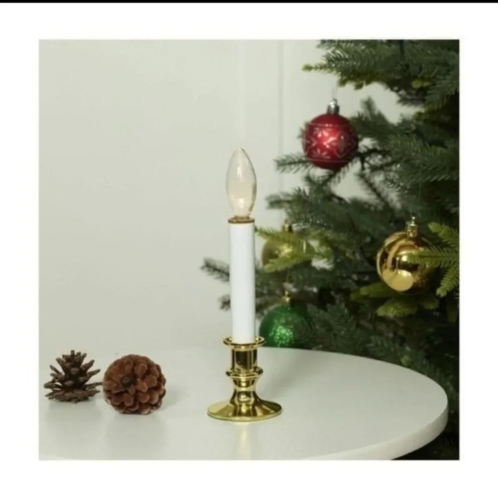 Bundle of 8 Battery-Operated LED Flameless Christmas Candles Gold Base